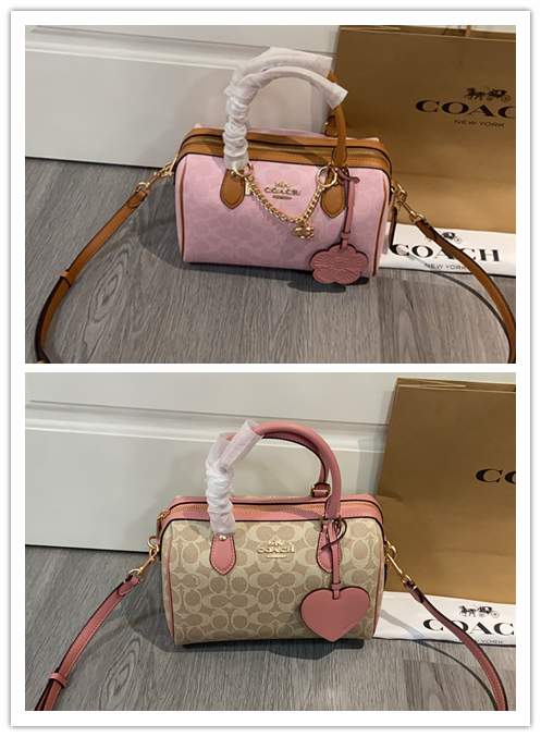 Picture of Coach Handbags _SKUfw240125406fw